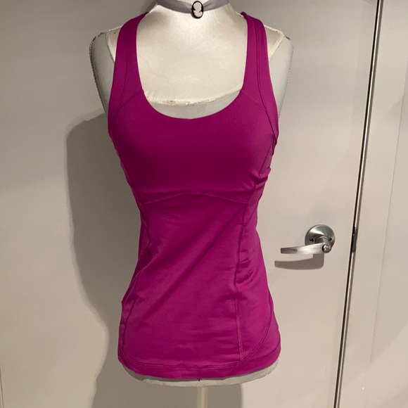 ⭐️2/$35 LULULEMON Tank top XXS - Picture 2 of 6